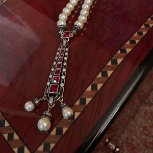 Heidi Daus drop pearl necklace